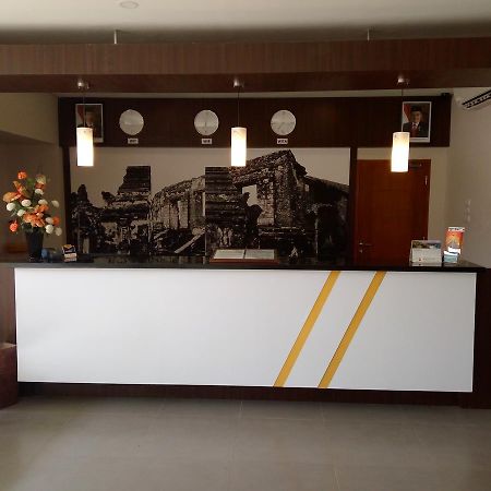 Hotel Wisata Baru Serang Exterior photo